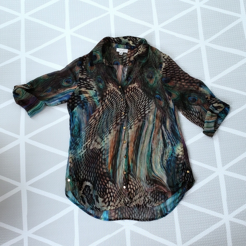 🛍Dressbarn Peacock Print Blouse